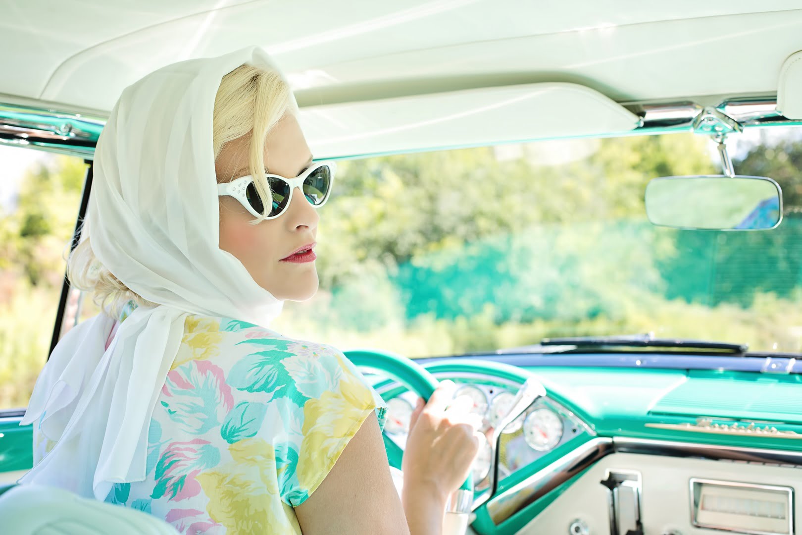 10 Things you must know before buying a new car